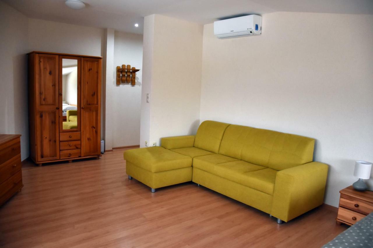 Penzion Koruna Nitrianske Rudno Exterior foto